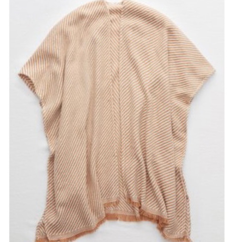 Aerie twill layering poncho